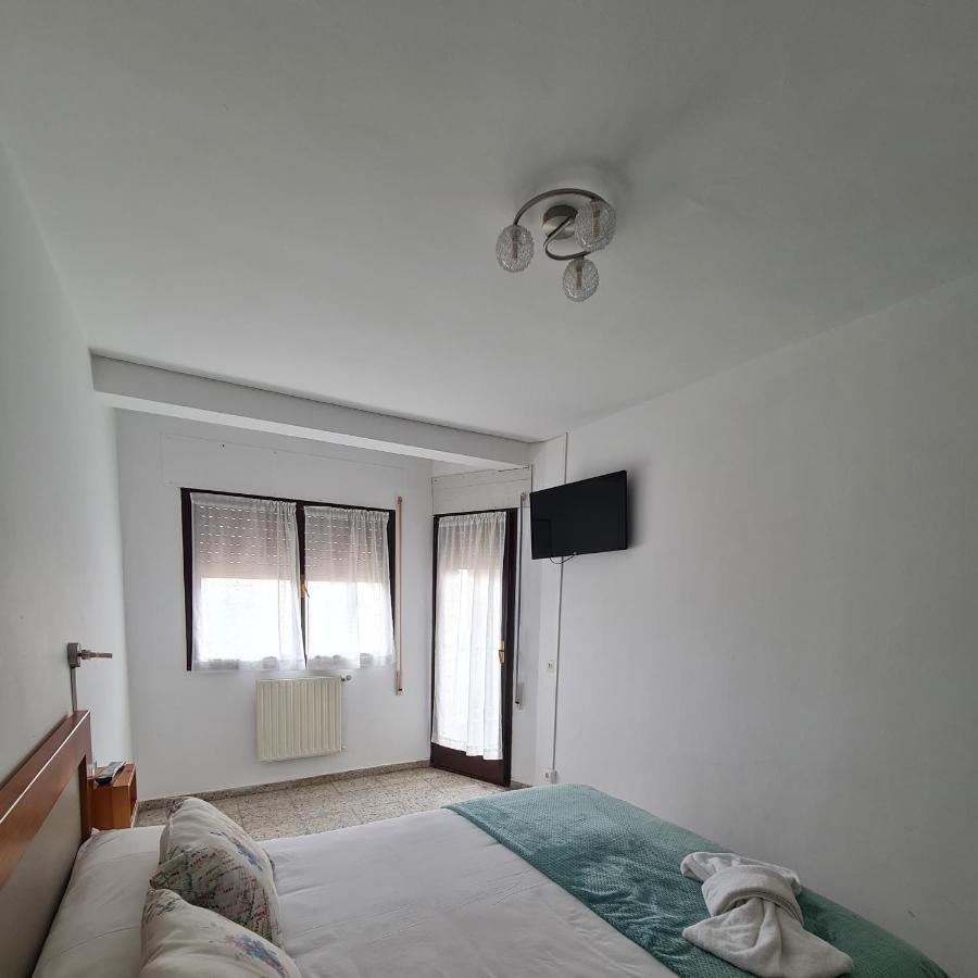 Apartamentos O Cargadeiro Ribadeo Dış mekan fotoğraf